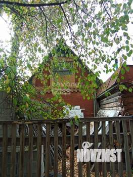 Дом 25м&sup2;, 2-этажный, участок 9 сот.  