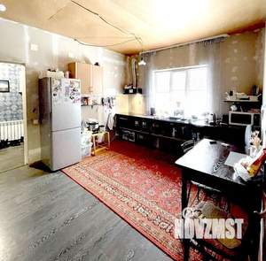 Дом 220м², 2-этажный, участок 6 сот.  