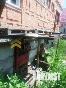 Дом 333м&sup2;, 2-этажный, участок 6 сот.  