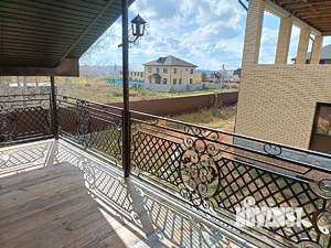 Коттедж 249м², 2-этажный, участок 9 сот.  