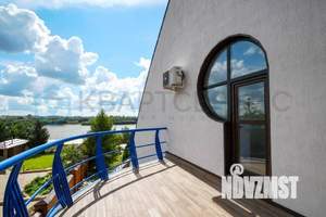 Коттедж 633м&sup2;, 4-этажный, участок 14 сот.  