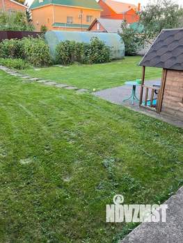 Коттедж 220м², 2-этажный, участок 6 сот.  