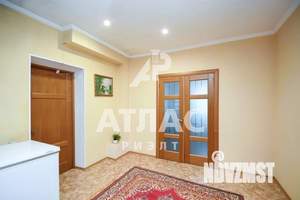 Дом 176м&sup2;, 2-этажный, участок 4 сот.  