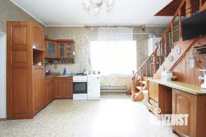 Дом 185м², 2-этажный, участок 4 сот.  