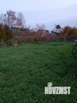 Дом 40м², 2-этажный, участок 6 сот.  