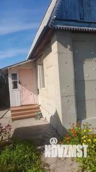 Дом 30м&sup2;, 2-этажный, участок 6 сот.  