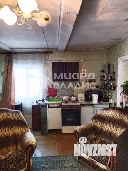 Дом 40м², 2-этажный, участок 5 сот.  