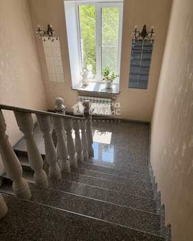 Дом 247м&sup2;, 2-этажный, участок 9 сот.  