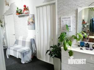 Коттедж 219м&sup2;, 3-этажный, участок 12 сот.  