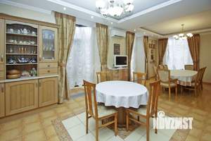 Дом 302м², 3-этажный, участок 20 сот.  