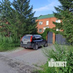 Коттедж 355м&sup2;, 3-этажный, участок 12 сот.  