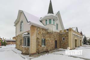 Дом 468м&sup2;, 3-этажный, участок 7 сот.  