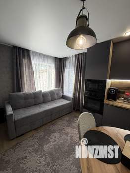 Дом 180м&sup2;, 2-этажный, участок 8 сот.  