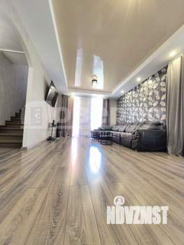 Коттедж 136м², 2-этажный, участок 4 сот.  