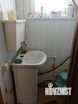 Дом 70м&sup2;, 2-этажный, участок 7 сот.  