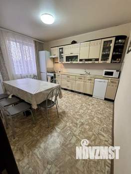 Дом 161м², 2-этажный, участок 9 сот.  