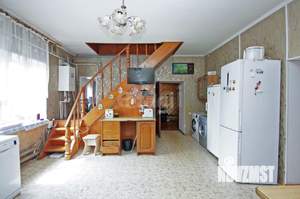 Дом 185м², 2-этажный, участок 4 сот.  