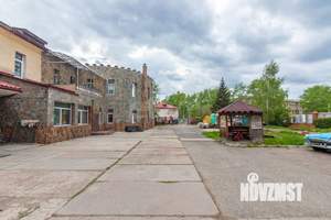 Дом 674м&sup2;, 2-этажный, участок 28 сот.  