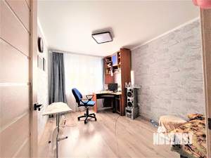 Коттедж 208м&sup2;, 2-этажный, участок 10 сот.  