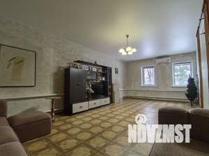 Дом 100м&sup2;, 2-этажный, участок 12 сот.  