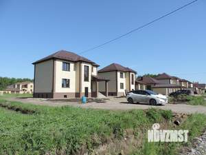 Коттедж 211м&sup2;, 2-этажный, участок 9 сот.  