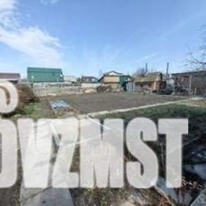 Дом 27м&sup2;, 2-этажный, участок 6 сот.  