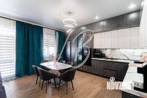 Коттедж 170м², 2-этажный, участок 4 сот.  