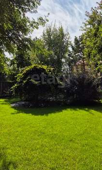 Дом 225м&sup2;, 2-этажный, участок 9 сот.  