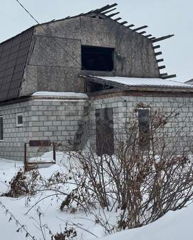 Дом 48м&sup2;, 2-этажный, участок 4 сот.  