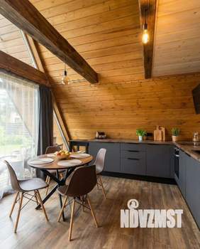 Дом 93м&sup2;, 2-этажный, участок 5 сот.  