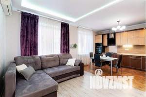 1-к квартира, посуточно, 93м2, 5/6 этаж