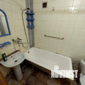 1-к квартира, посуточно, 44м2, 6/9 этаж