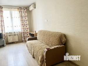 1-к квартира, посуточно, 40м2, 10/18 этаж