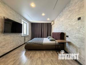 1-к квартира, посуточно, 37м2, 10/12 этаж