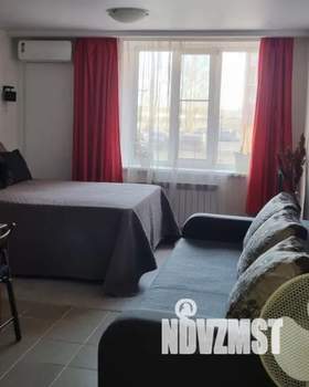 Студия квартира, посуточно, 30м2, 1/9 этаж