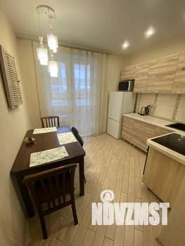 2-к квартира, посуточно, 58м2, 5/15 этаж