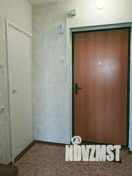 Студия квартира, посуточно, 35м2, 2/10 этаж