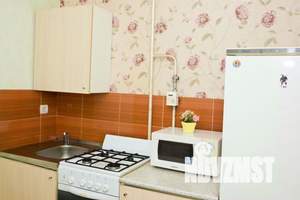 2-к квартира, посуточно, 45м2, 3/5 этаж