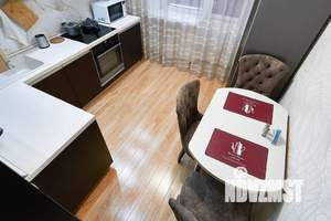 1-к квартира, посуточно, 40м2, 3/9 этаж