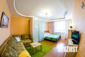 1-к квартира, посуточно, 40м2, 6/9 этаж