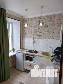 1-к квартира, посуточно, 42м2, 1/1 этаж