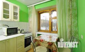 2-к квартира, посуточно, 50м2, 1/1 этаж