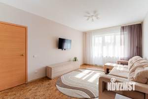 1-к квартира, посуточно, 37м2, 6/11 этаж