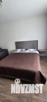 1-к квартира, посуточно, 37м2, 4/9 этаж