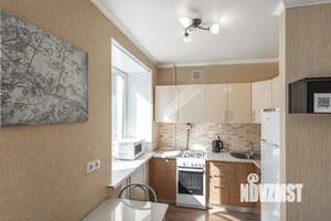 Студия квартира, посуточно, 33м2, 2/5 этаж