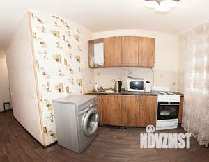 1-к квартира, посуточно, 35м2, 2/5 этаж