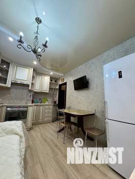 2-к квартира, посуточно, 55м2, 9/16 этаж