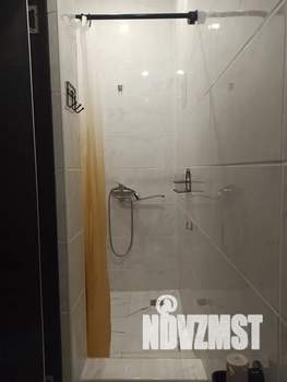 Студия квартира, посуточно, 17м2, 1/5 этаж