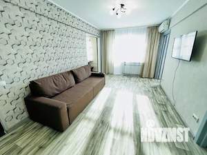 1-к квартира, посуточно, 56м2, 1/1 этаж