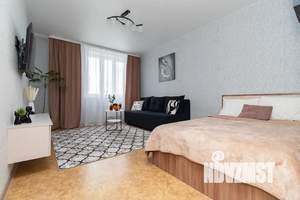 1-к квартира, посуточно, 37м2, 1/1 этаж